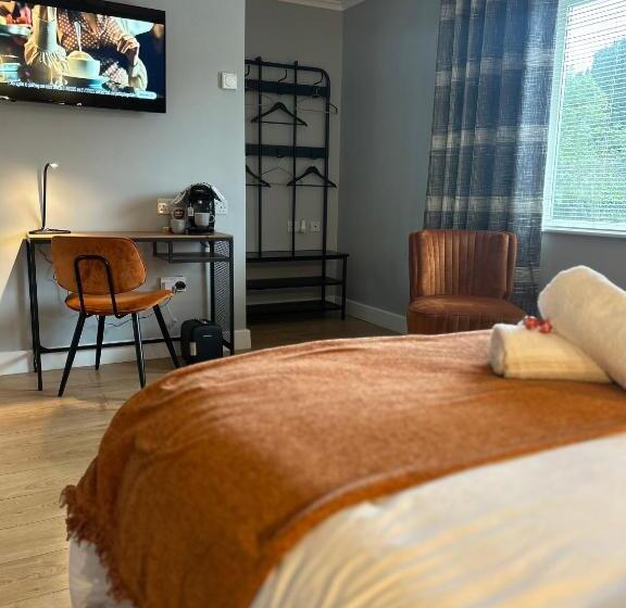 Пансион Shanroe Accommodation