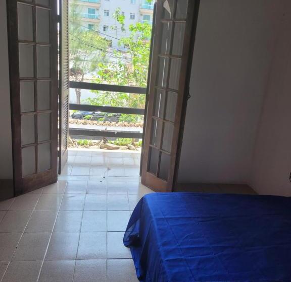 פנסיון Uaihostel