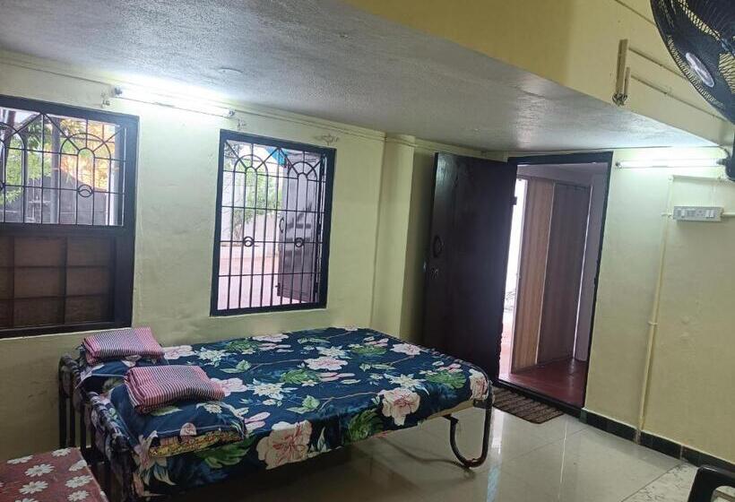 Пансион Versailles Home