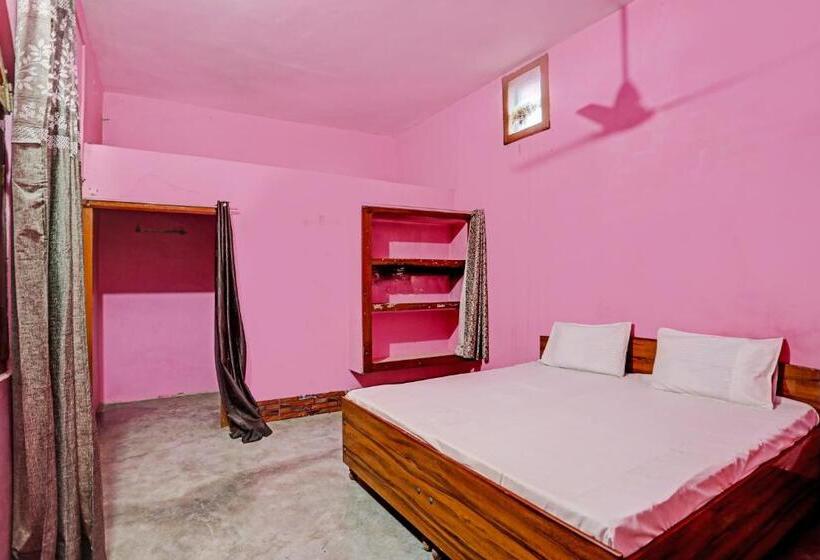 Spot On Hotel Classic & Restaurant