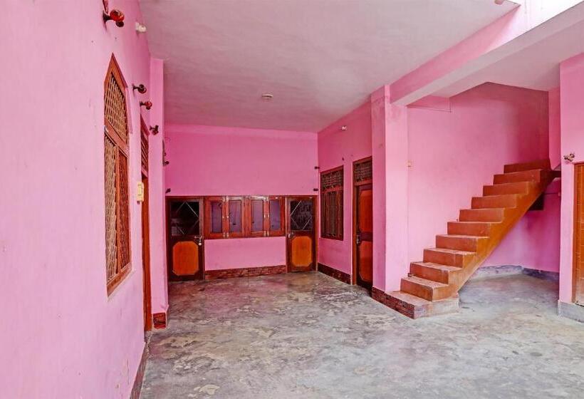 Spot On Hotel Classic & Restaurant