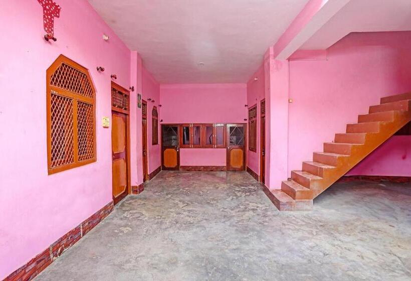 Spot On Hotel Classic & Restaurant