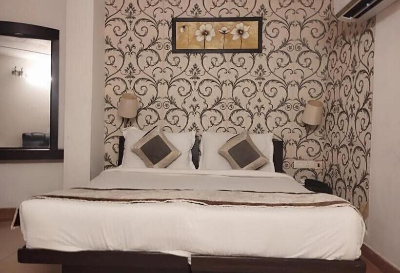 Tara Palace By Goyal Hoteliers