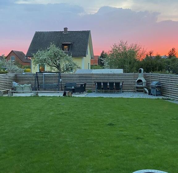 민박 Flamur & Vannis Bnb