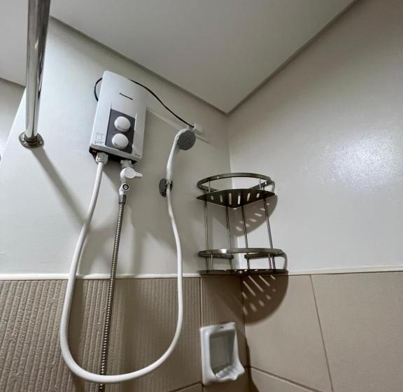 Vine Residences Tower 5 Unit 208 Euno Condotel Staycation