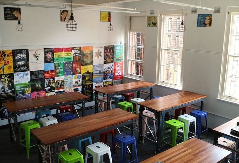 The Old Swan Barracks   Hostel