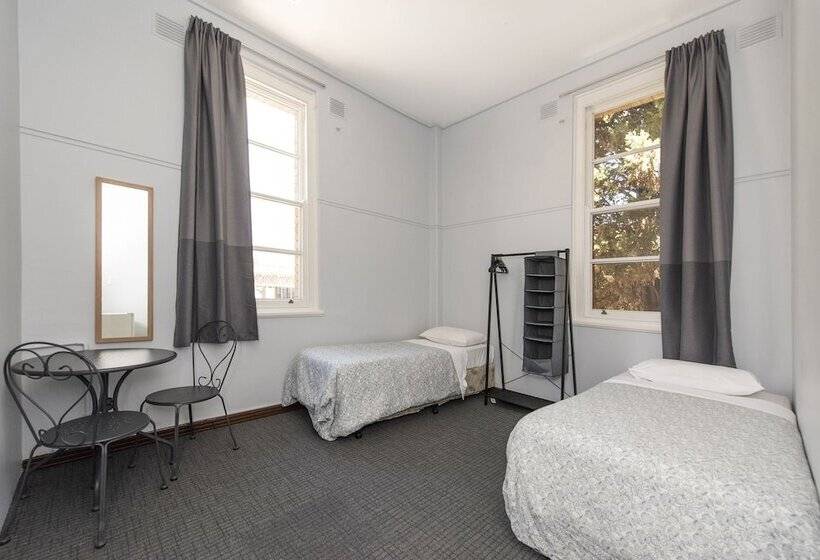 The Old Swan Barracks   Hostel