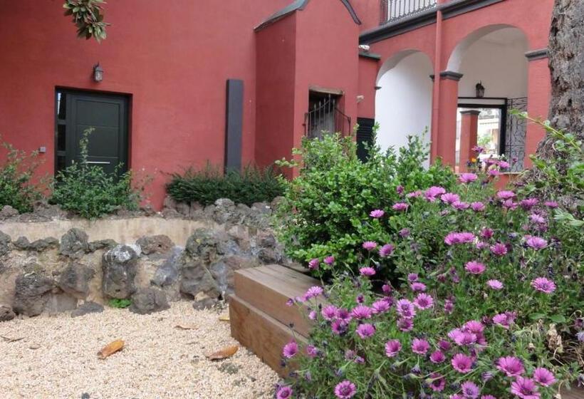 Aparthotel Can Gallart