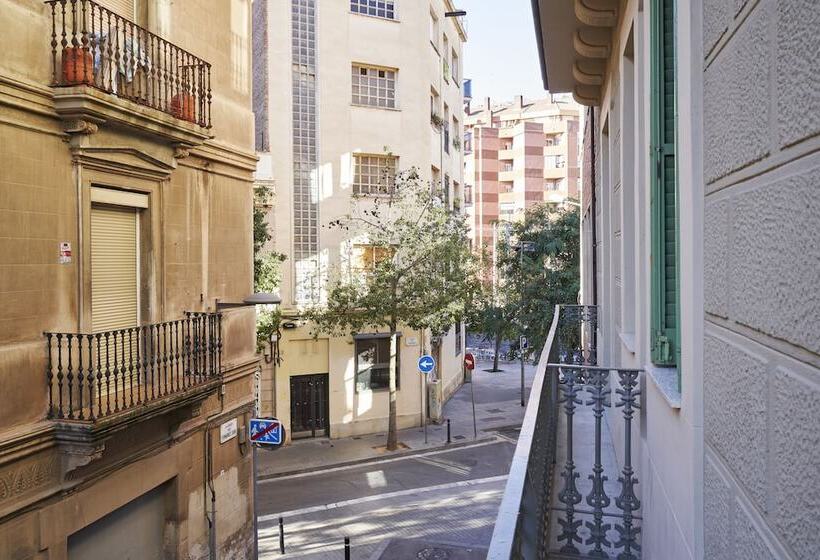 Barcelona Sants Station Apartments