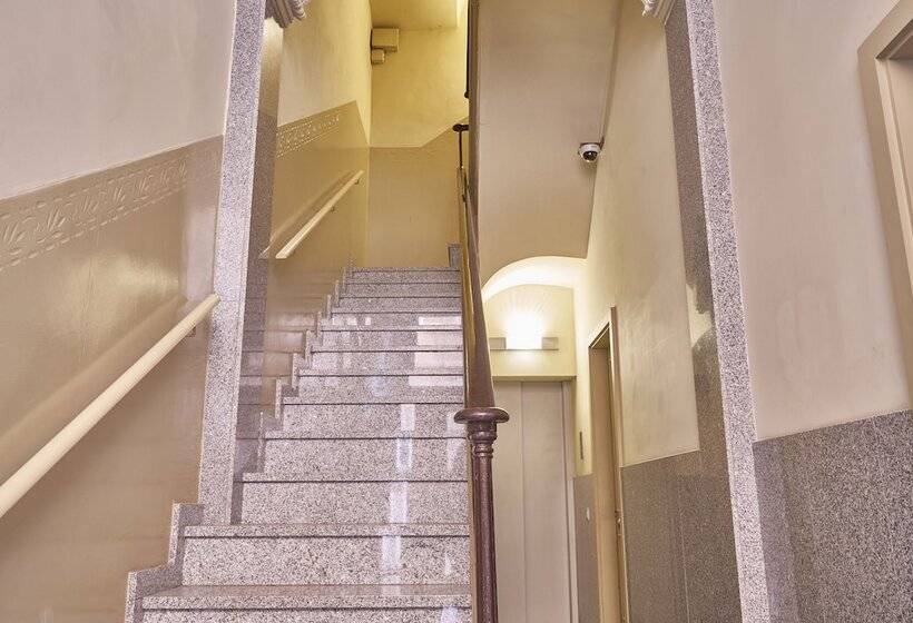 Barcelona Sants Station Apartments