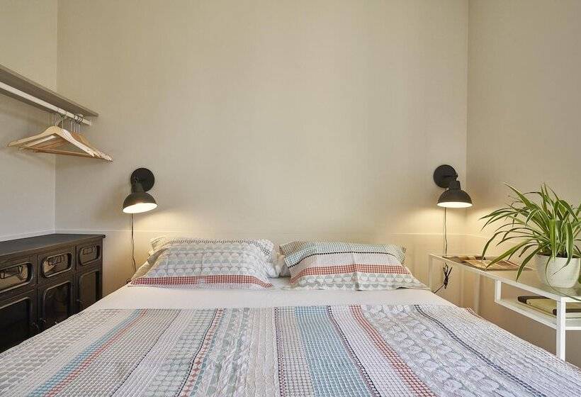 Barcelona Sants Station Apartments