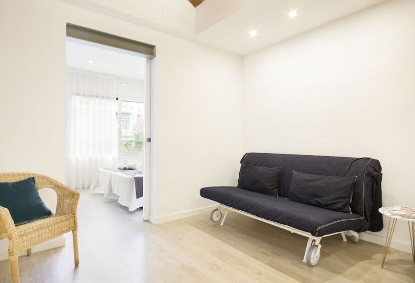 Bcnstop Sagrada Familia