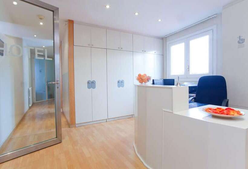 Bcnstop Sagrada Familia