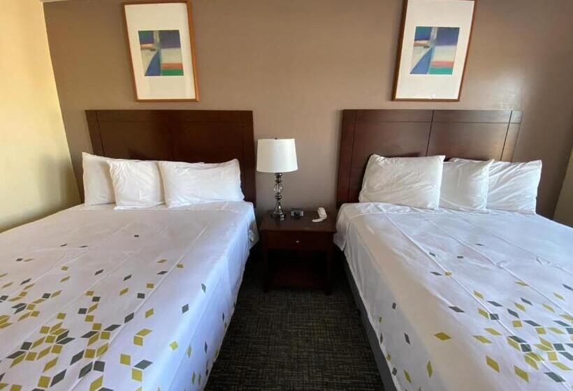 ホテル Beachway Inn