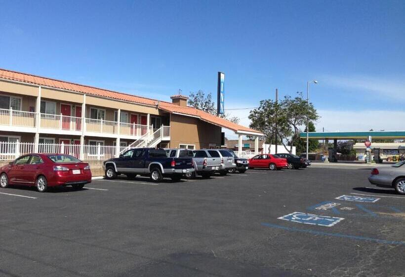 ホテル Beachway Inn