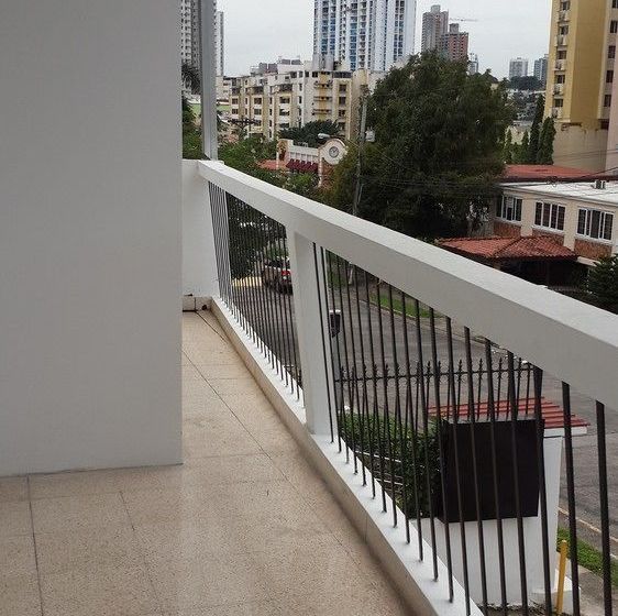 Bed and Breakfast Mediterranean Dreams El Carmen