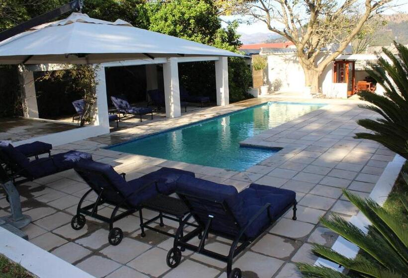 تختخواب و صبحانه Residence Vive La Vie