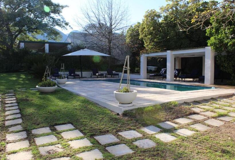 تختخواب و صبحانه Residence Vive La Vie