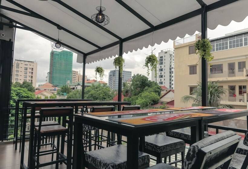 Feliz Hostel Cafe & Bar