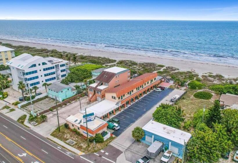酒店 Anthony's On The Beach