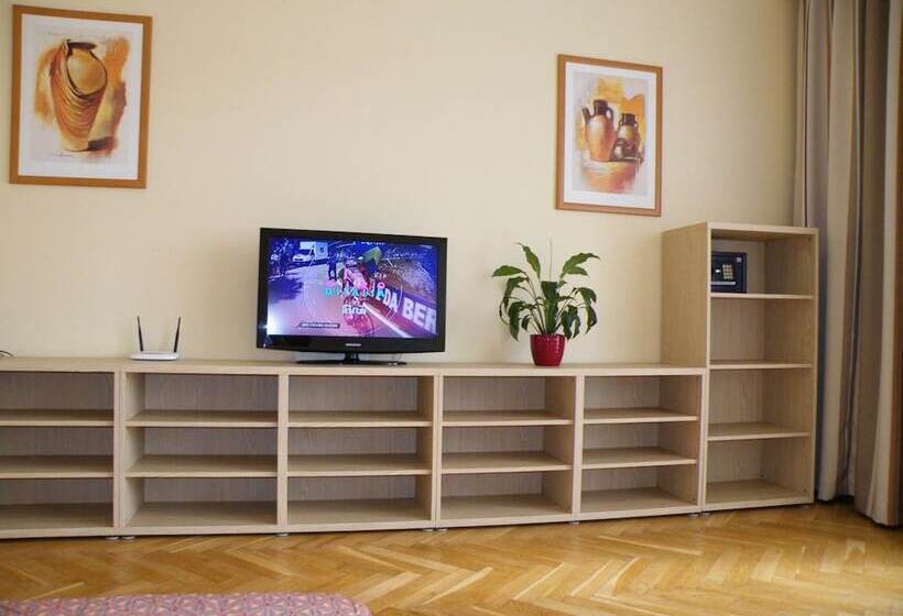 בית מלון כפרי Apartment Buda Central Residence