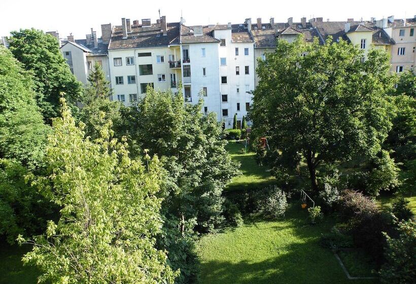 בית מלון כפרי Apartment Buda Central Residence