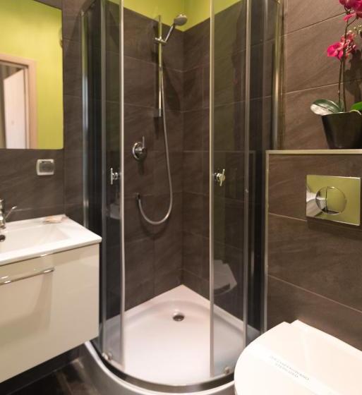 هتل Apartments Old Town 1