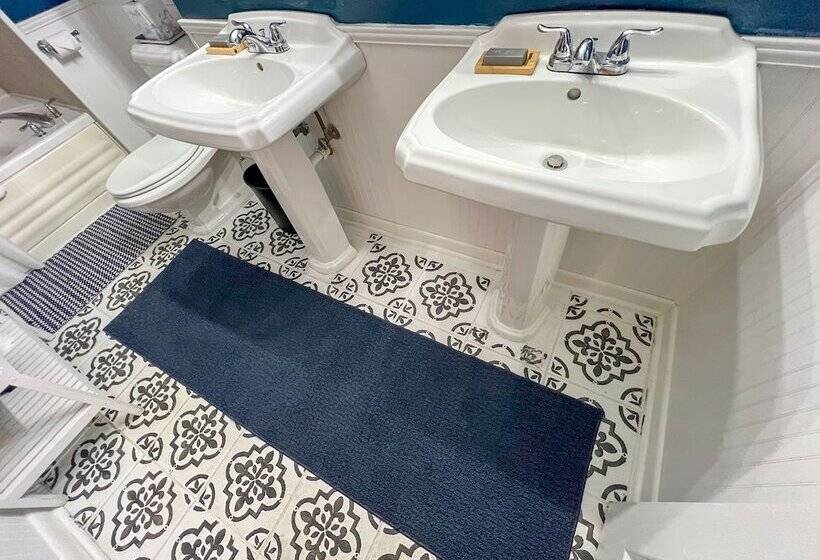 فندق Artisan Downtown