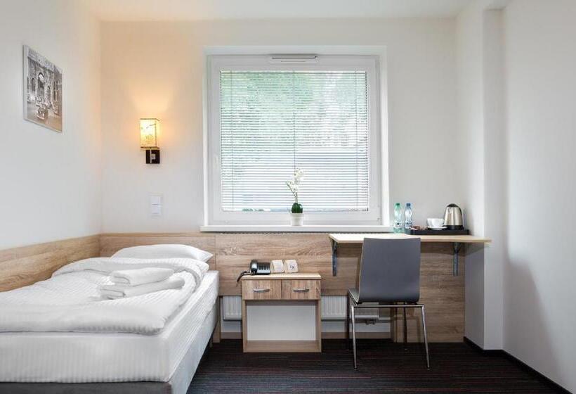 בית מלון כפרי Automobil