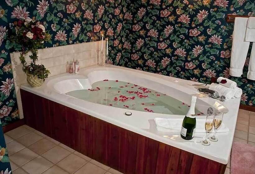 Bavarian Inn Motel & Restaurant