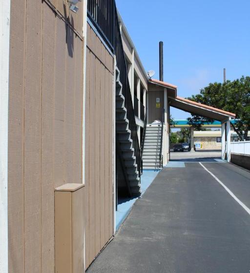 ホテル Beachway Inn