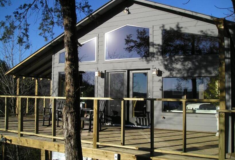 فندق Beaver Lakefront Cabins   Couples Only Getaways