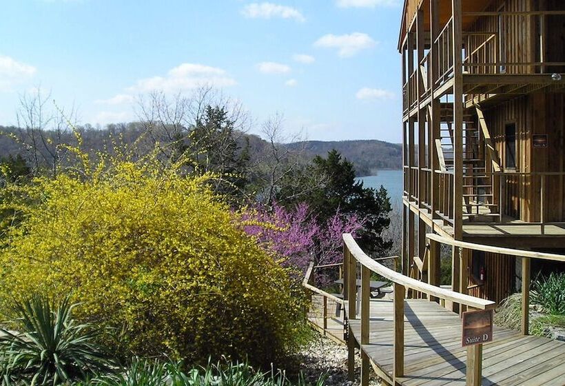 فندق Beaver Lakefront Cabins   Couples Only Getaways