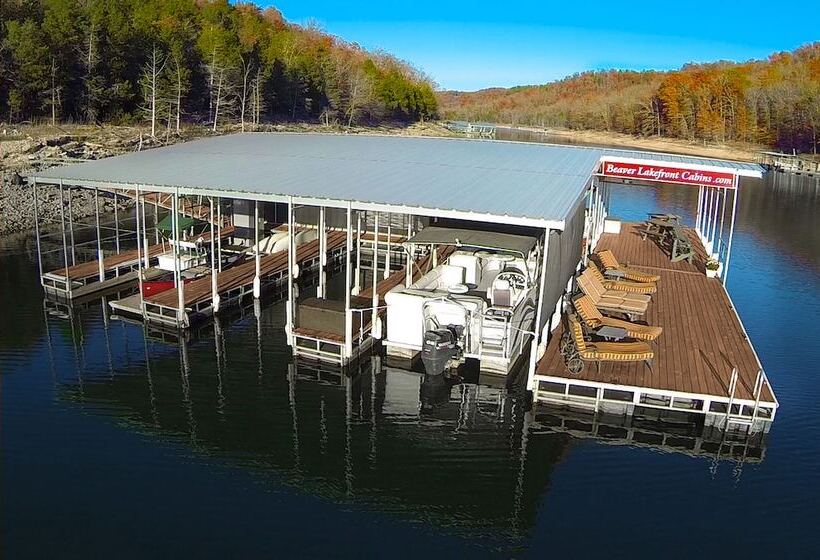 فندق Beaver Lakefront Cabins   Couples Only Getaways