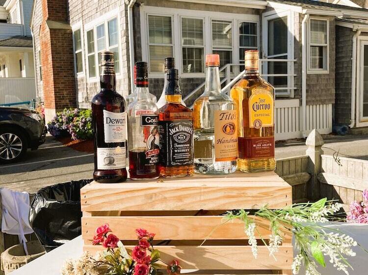 酒店 By The Sea Guests Bed & Breakfast & Suites