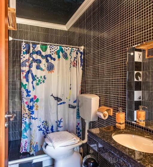 בית מלון כפרי Captains Log House