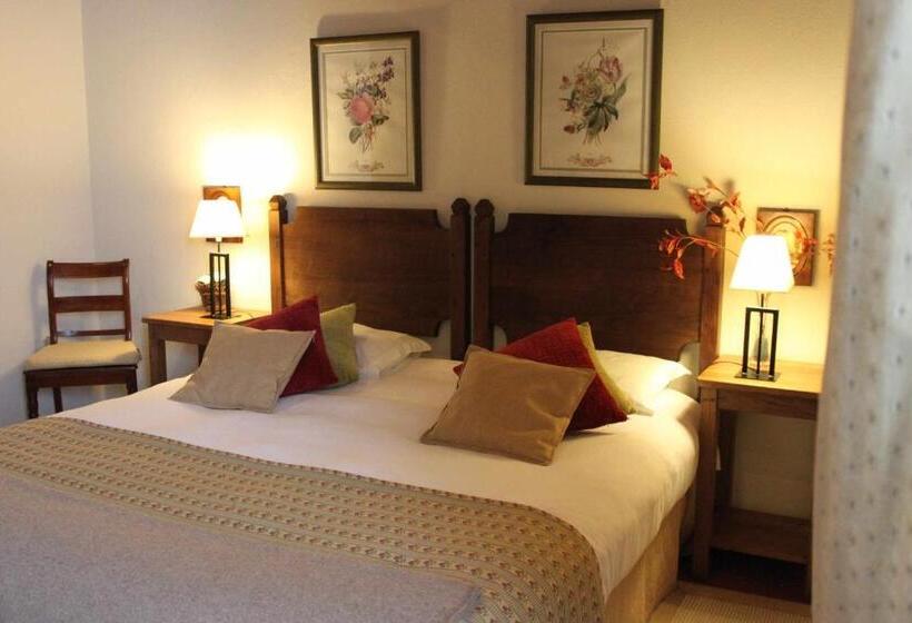 Отель Casa De Santa Ana Da Beira