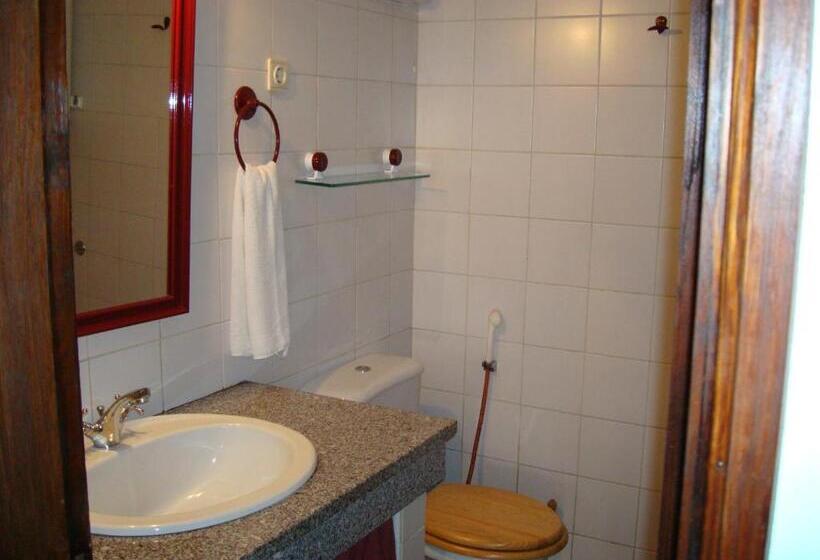 Отель Casas Do Toural