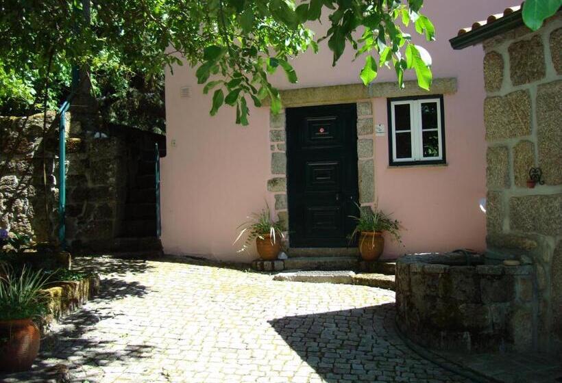 Отель Casas Do Toural