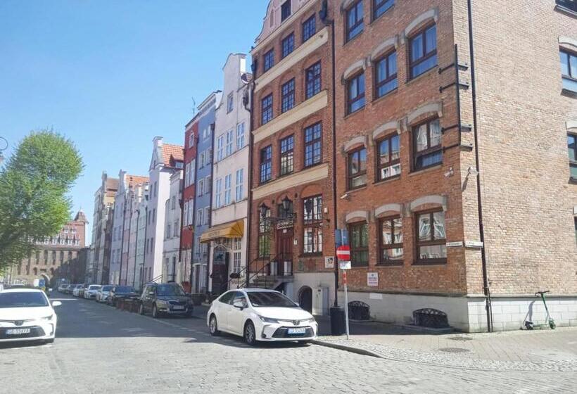 Отель Celestin Residence