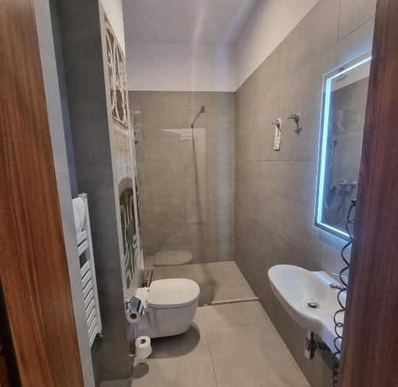 Отель Celestin Residence