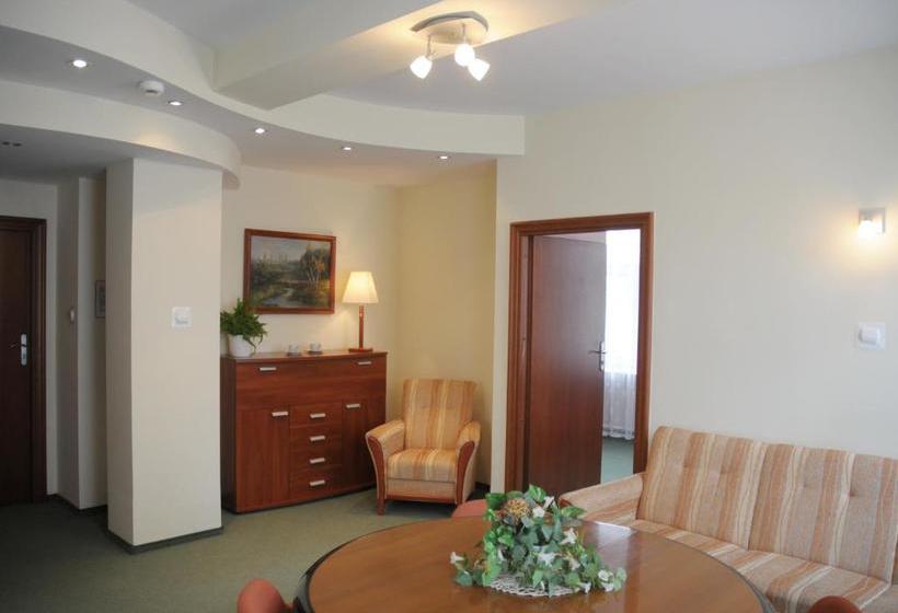 فندق Centrum Szkoleniowo Konferencyjne Społem