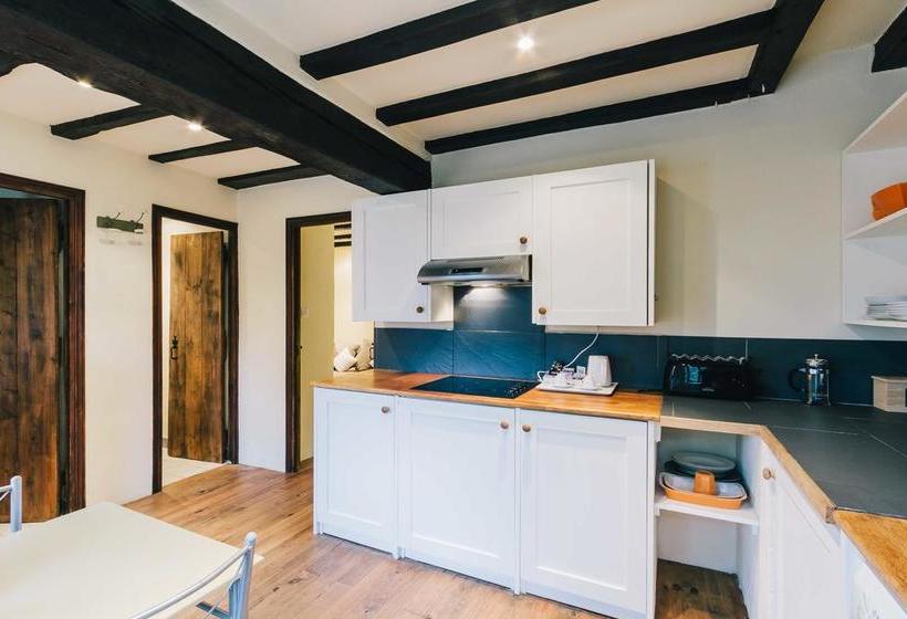 בית מלון כפרי Château Les Dryades Golf & Spa