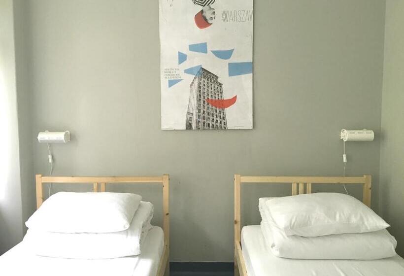 ホテル Cloud Hostel