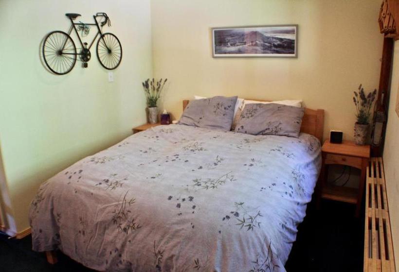 Hotel Crystal Chalets Condominiums