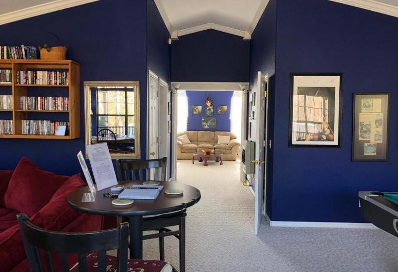 هتل Dragonfly Mountain Lodge