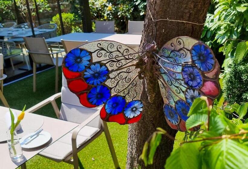 ホテル Erhardt Panzió