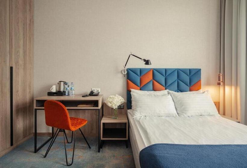 هتل Faros Gdansk Airport