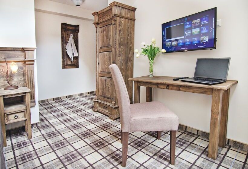 酒店 Five Stars Bed&breakfast