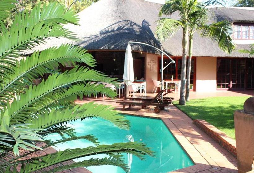 בית מלון כפרי Foreigners Friend Guest House